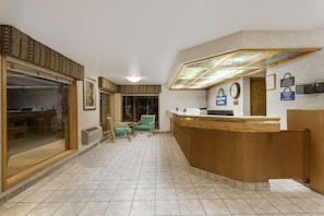 Lobby - Days Inn & Suites by Wyndham Kanab (Kanab)
