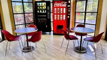 Vending machine