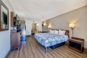 Premium bedding, desk, laptop workspace, rollaway beds - Motel 6 Birmingham, AL - Medical Center (Birmingham)