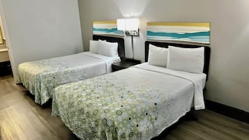Ropa de cama de alta calidad y escritorio