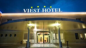 Unclassified image, 3 of 67, button - Viest Hotel (Vicenza)