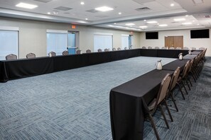 Meeting facility - Holiday Inn Express & Suites Chicago North Shore - Niles by IHG (Niles)