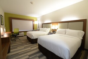 Desk, laptop workspace, soundproofing, iron/ironing board - Holiday Inn Express & Suites Chicago North Shore - Niles by IHG (Niles)
