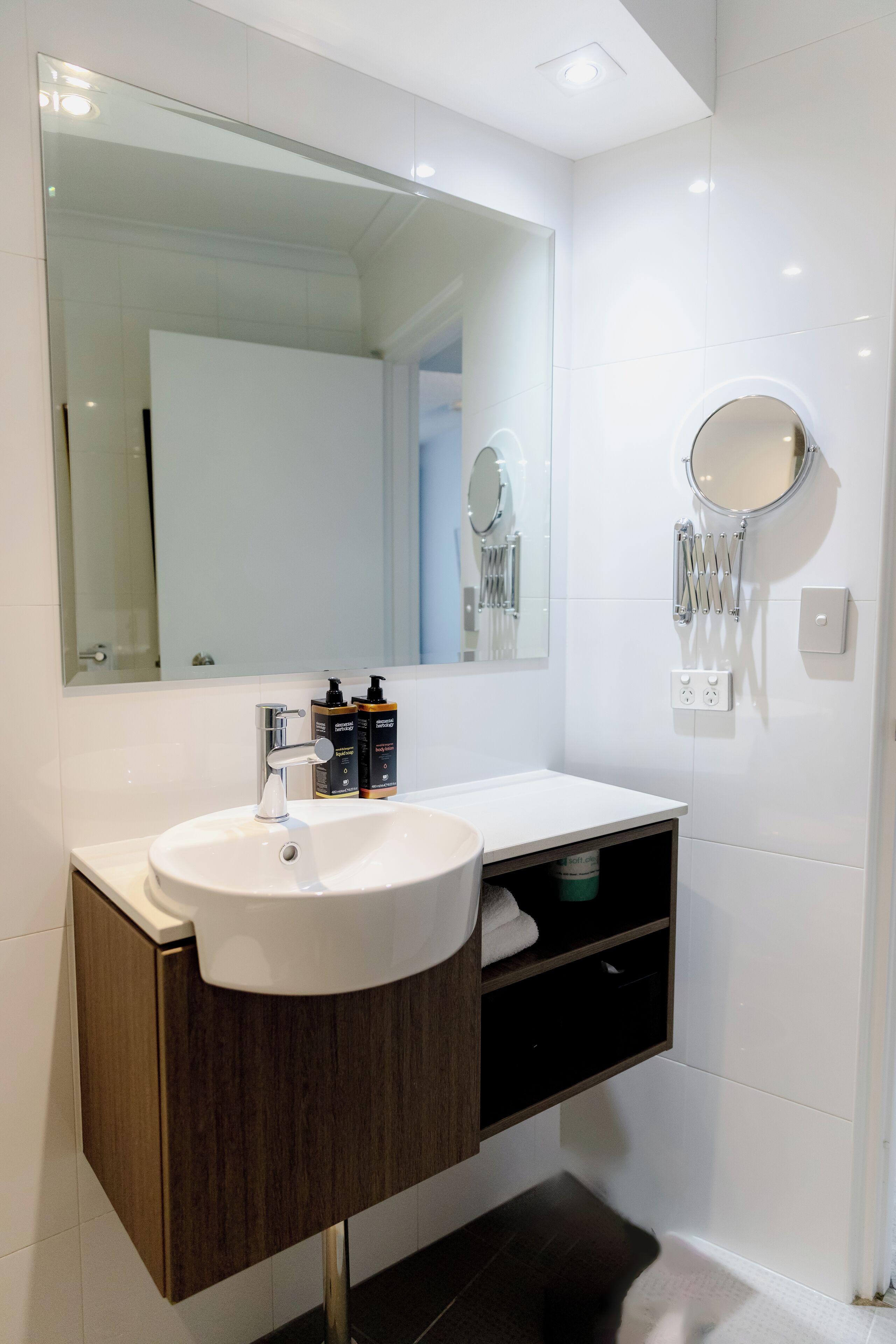 junior room, 1 king bed, balcony | bathroom | shower, designer toiletries, hair dryer, towels