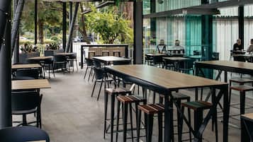 Bar (en la propiedad)