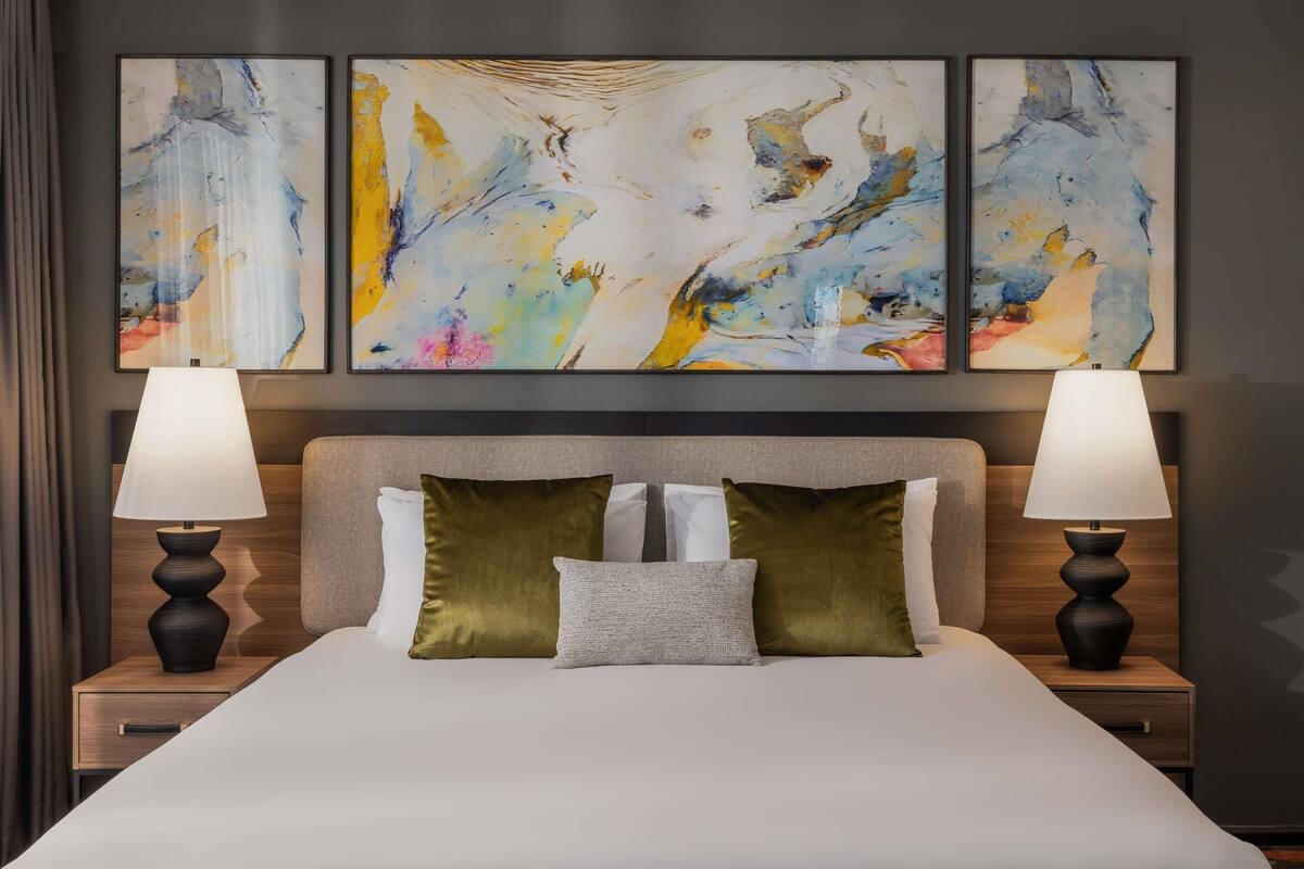 Ropa de cama de alta calidad y camas con pillow-top