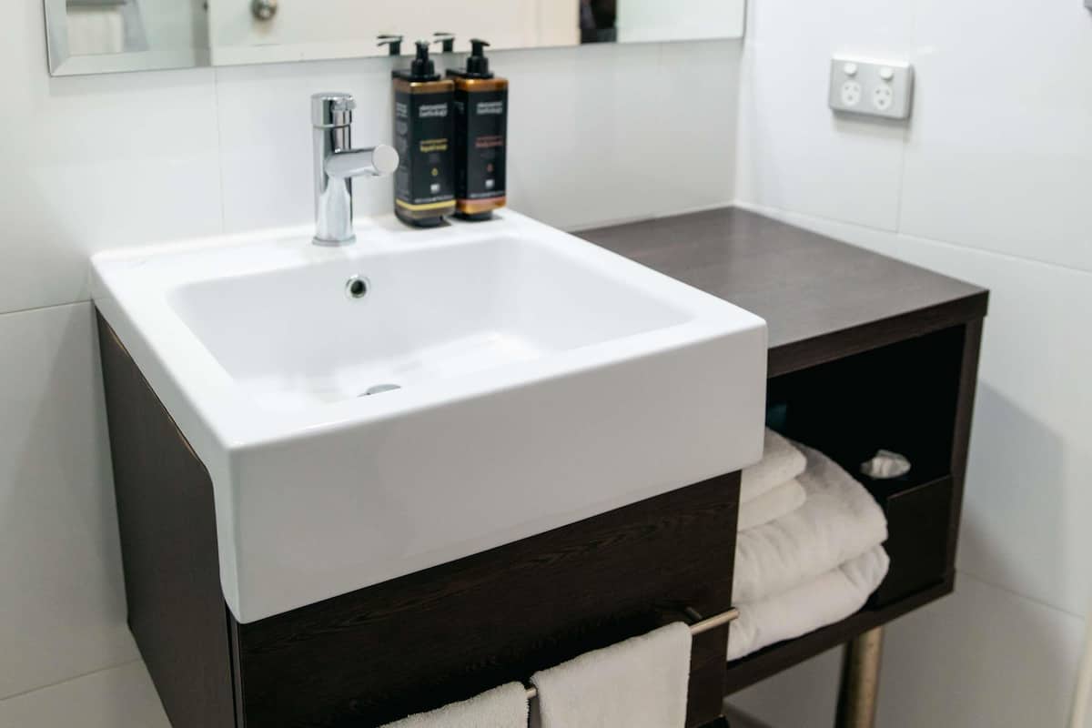 1 bedroom, premium bedding, pillow-top beds, in-room safe