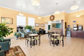 Café da manhã continental grátis