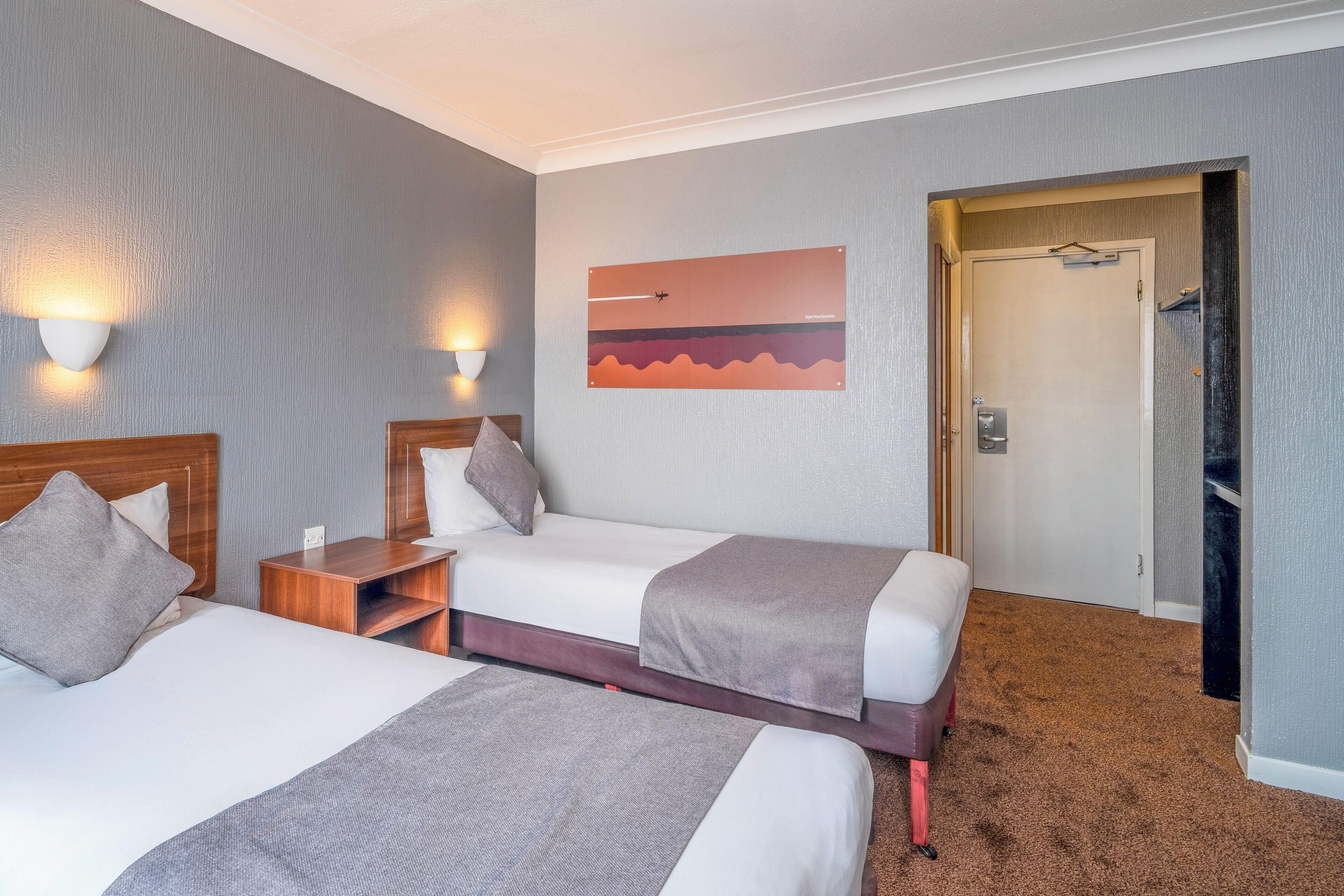 Standard Twin Room | In-room safe, desk, free WiFi, bed sheets