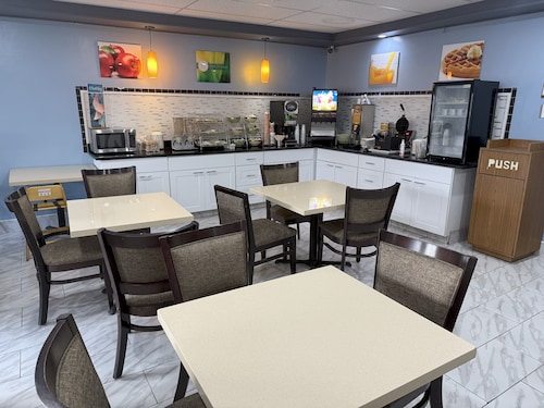 Quality Inn Manitowoc