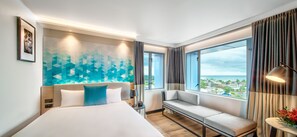 Literie de qualité, lit avec matelas Select Comfort, minibar