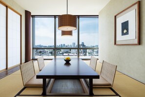 Suite (Ambassador) | 1 bedroom, Frette Italian sheets, premium bedding, down comforters