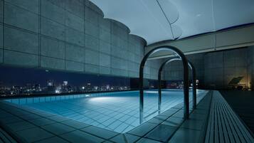 Presidential Suite | Pool | Indoor pool