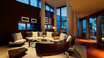 Presidential Suite | Frette Italian sheets, premium bedding, down comforters, minibar