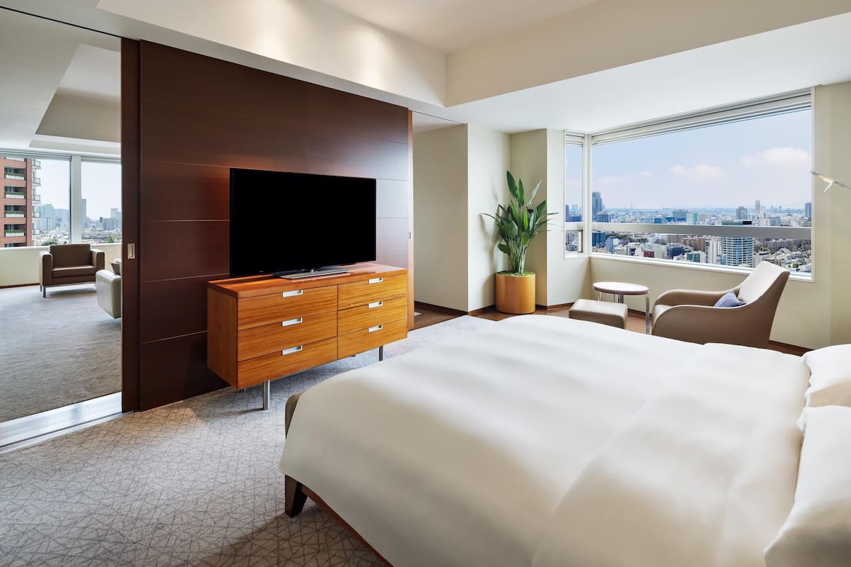Suíte, 1 cama King (Diplomat) | 1 quarto, lençóis italianos Frette, roupas de cama premium