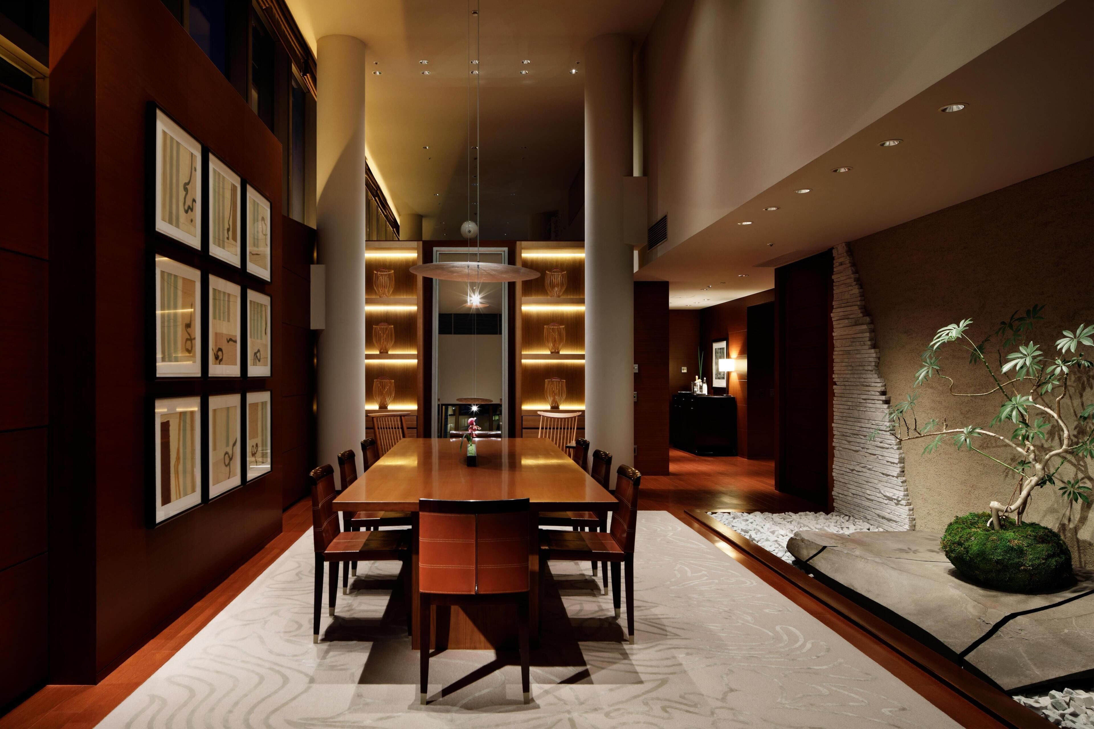 Presidential Suite | Frette Italian sheets, premium bedding, down comforters, minibar