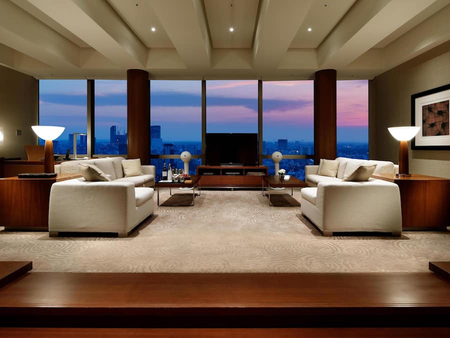 Suite (Chariman) | Frette Italian sheets, premium bedding, down comforters, minibar