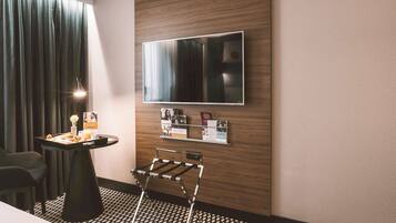 In-room safe, desk, blackout curtains, soundproofing