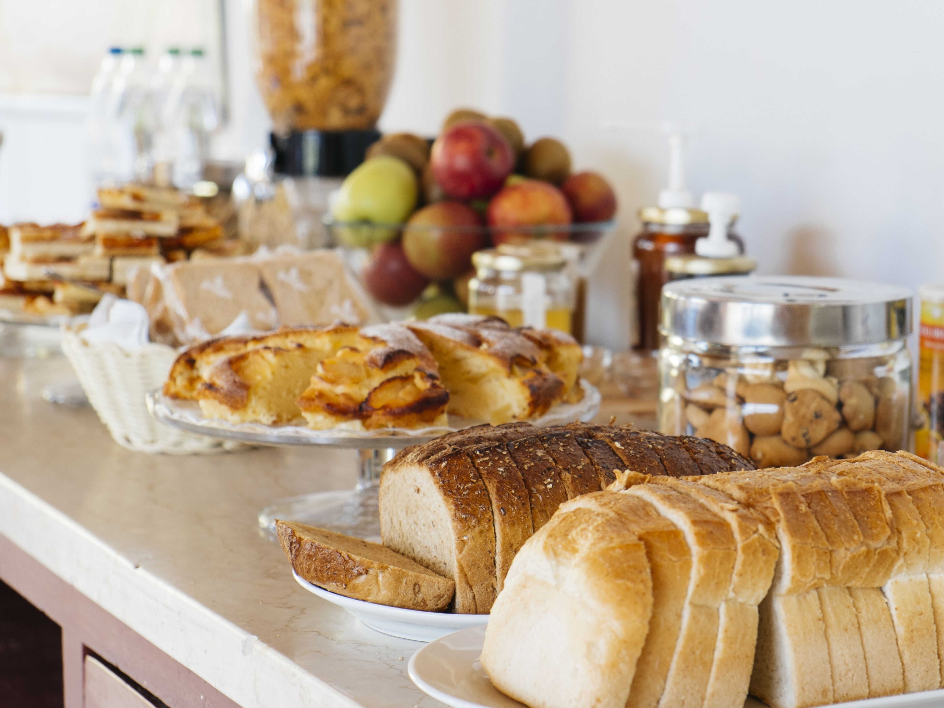 Daily buffet breakfast for a fee