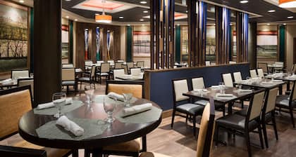 Doubletree by Hilton Somerset Hotel and Conference Center