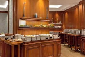 Daily buffet breakfast (EUR 25 per person)