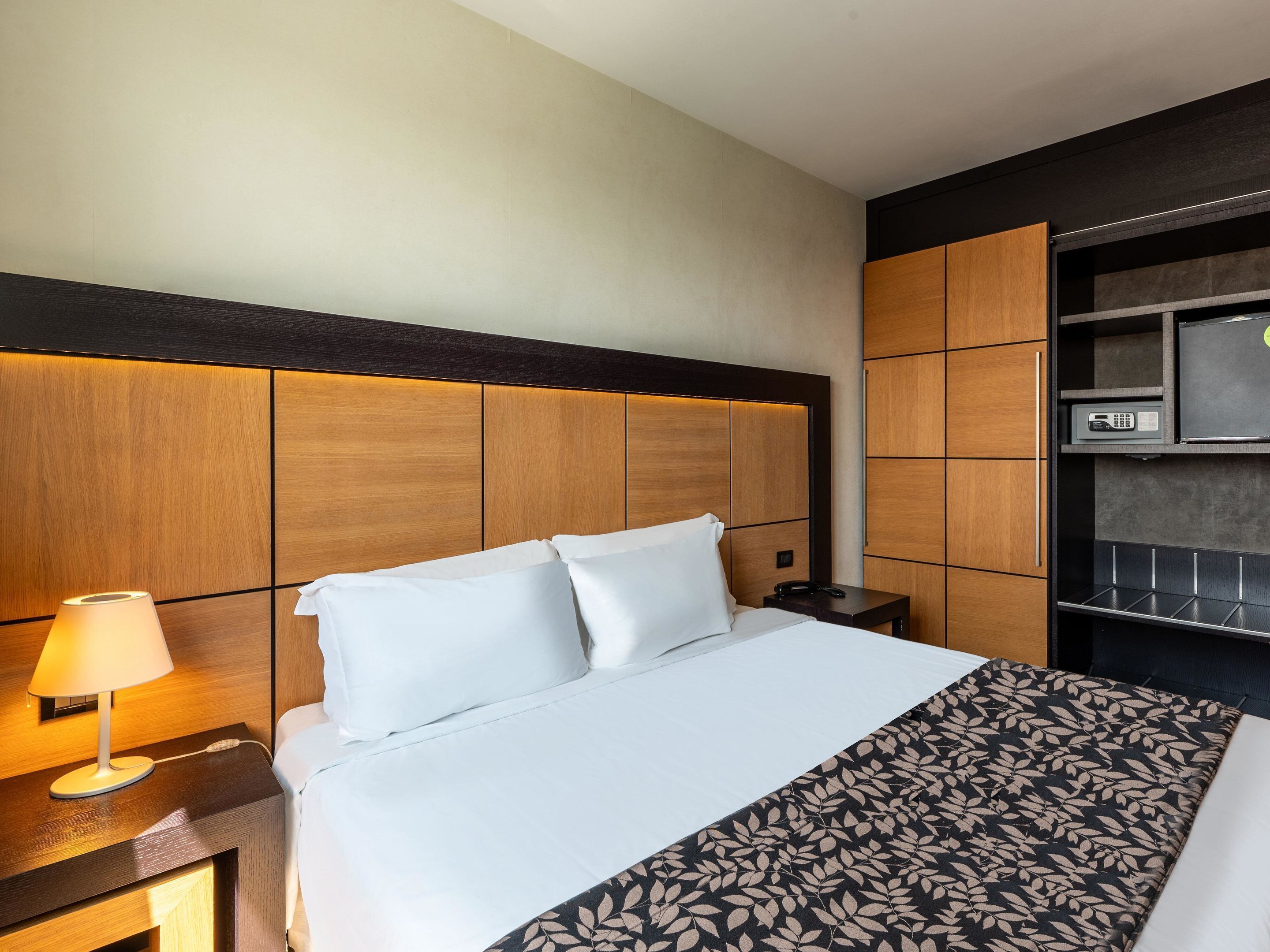 Superior Suite | 1 bedroom, premium bedding, minibar, in-room safe