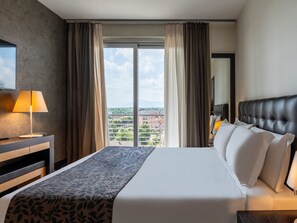 Superior Double Room | 1 bedroom, premium bedding, minibar, in-room safe - B&B Hotel Borgaro Torinese (Borgaro Torinese)