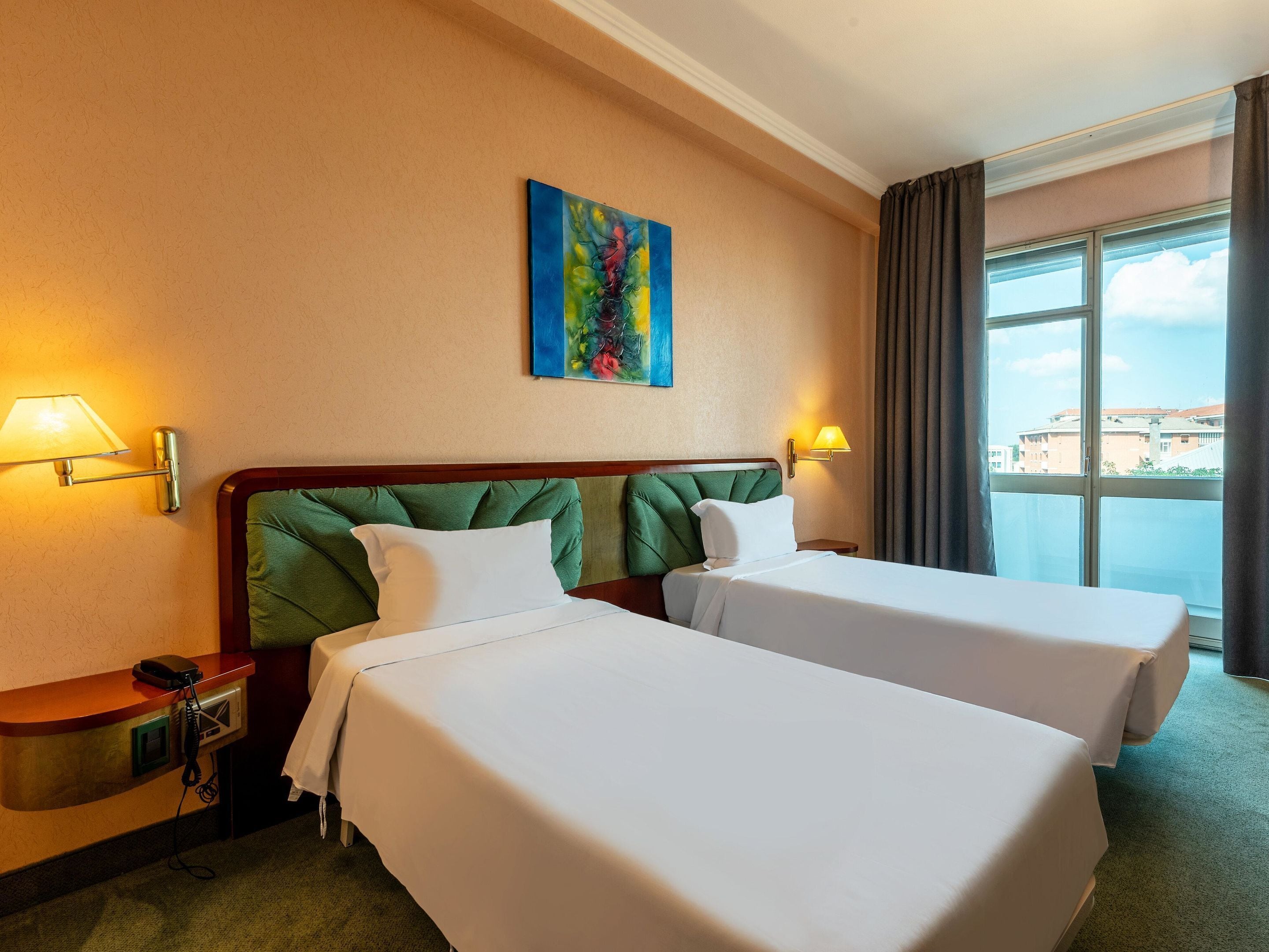 1 bedroom, premium bedding, minibar, in-room safe