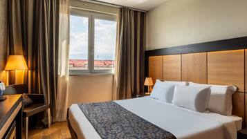 Superior-Suite | 1 Schlafzimmer, hochwertige Bettwaren, Minibar, Zimmersafe