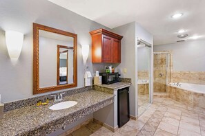 Suite, 1 King Bed, Non Smoking, Jetted Tub (with Sofabed) | Bathroom | Combined shower/tub, free toiletries, hair dryer, towels