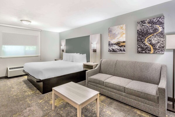 Suite Junior, 1 très grand lit, non-fumeur, réfrigérateur et four à micro-ondes (with Sofabed)