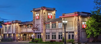 Best Western Plus Weston Inn