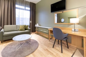 Superior-Zimmer (Family) | Minibar, Zimmersafe, Schreibtisch, laptopgeeigneter Arbeitsplatz