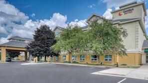 Exterior - Comfort Suites Madison West - Middleton (Madison)