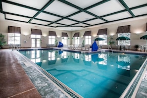 Piscine intérieure