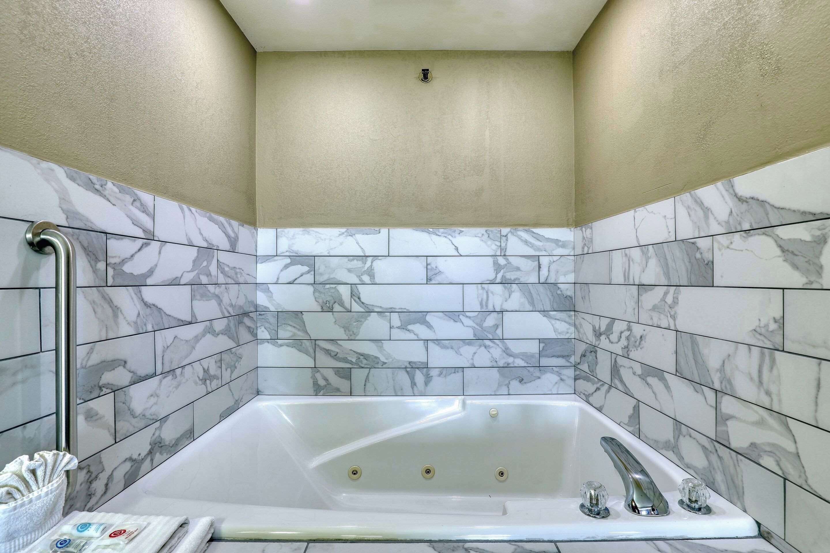 1 bedroom, in-room safe, iron/ironing board, free cots/infant beds