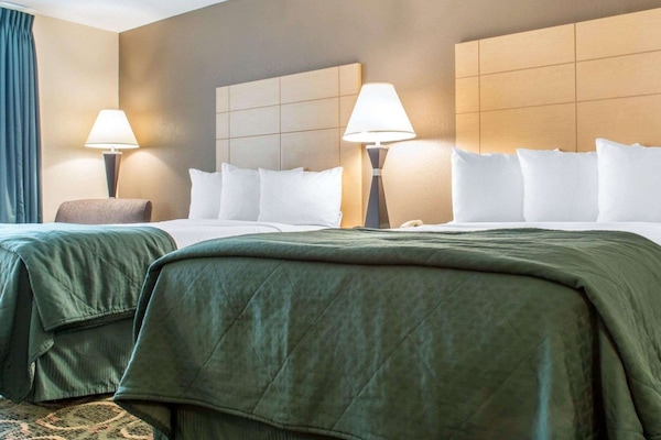 Standard Room, 2 Double Beds, Non Smoking | Individually decorated, individually furnished, desk, laptop workspace