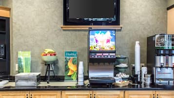 Free daily buffet breakfast