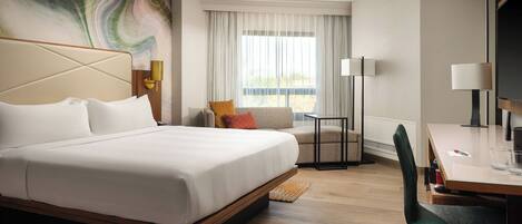 Pengeskab på værelset, individuel indretning, skrivebord