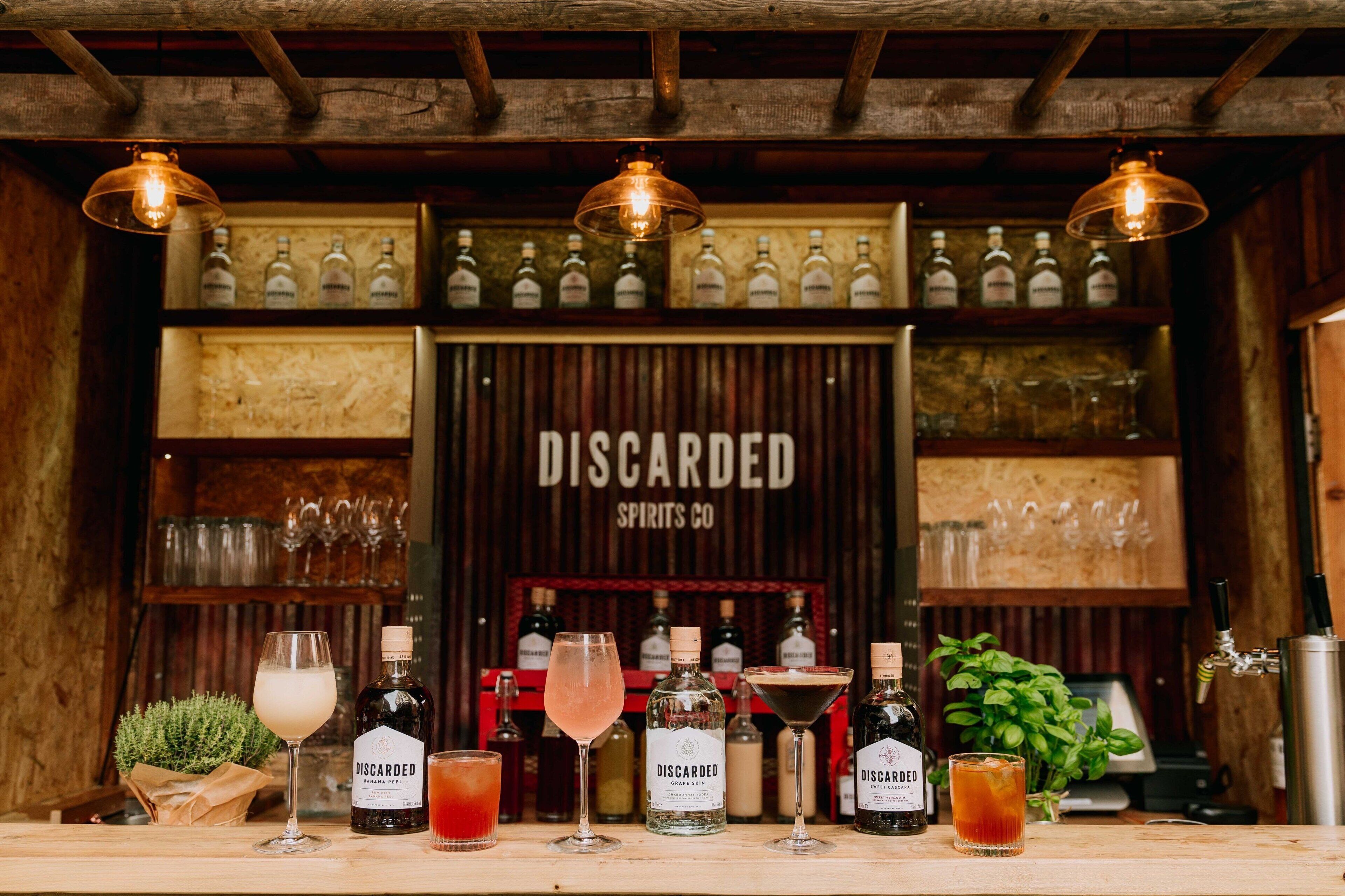 breakfast, lunch, dinner served; british cuisine