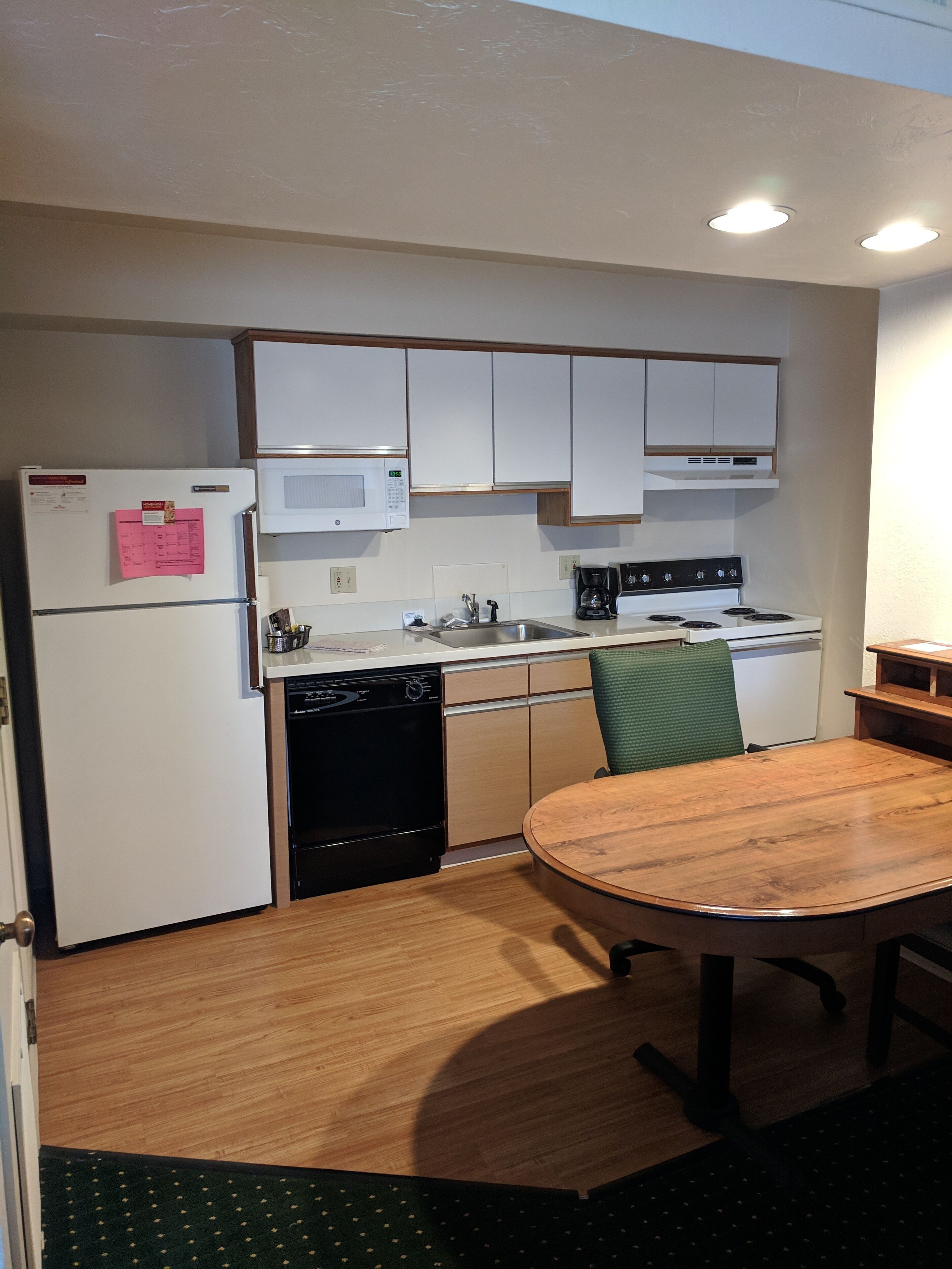 full-sized fridge, microwave, oven, dishwasher