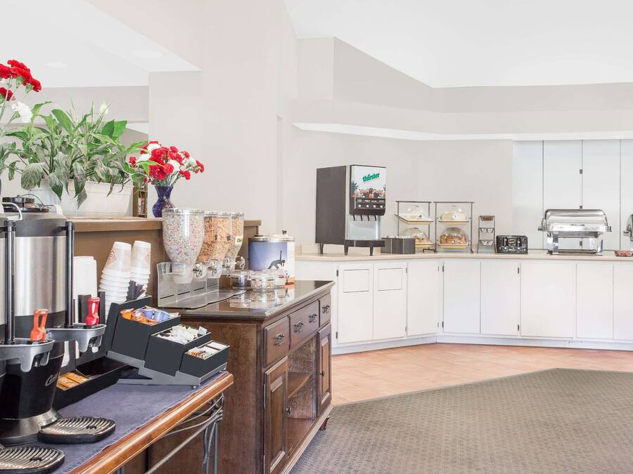 Frokostbuffé er inkludert hver dag