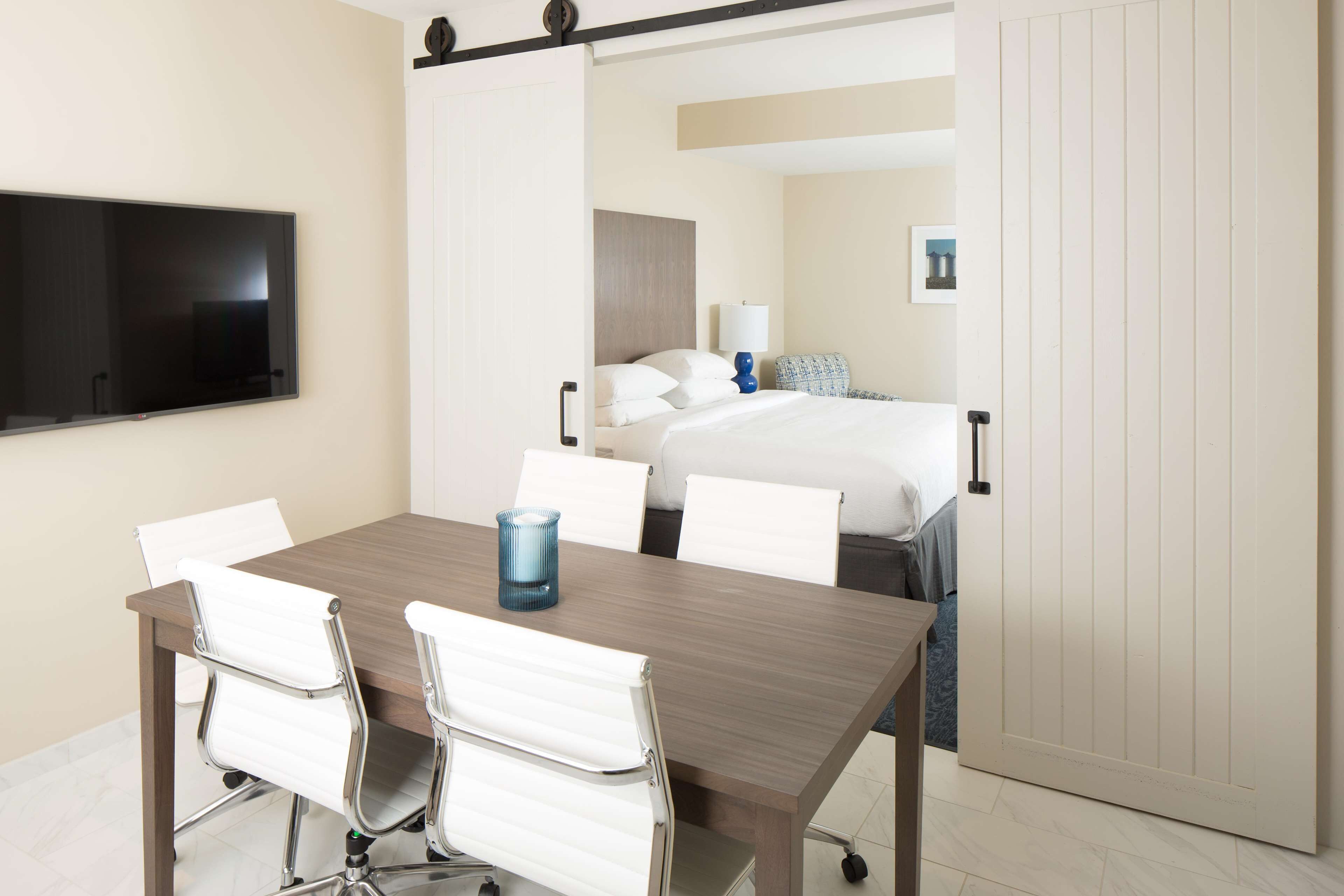 suite (boardroom suite) | interior