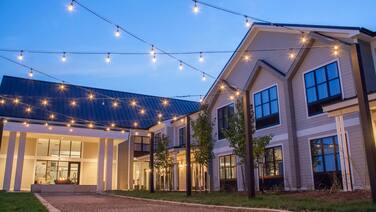 Hotel Renovo Des Moines Urbandale,Tapestry Collection Hilton