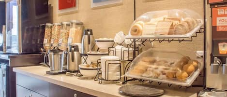 Desayuno continental incluido los días de semana