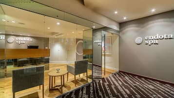 Couples treatment room(s), sauna, body treatments, aromatherapy