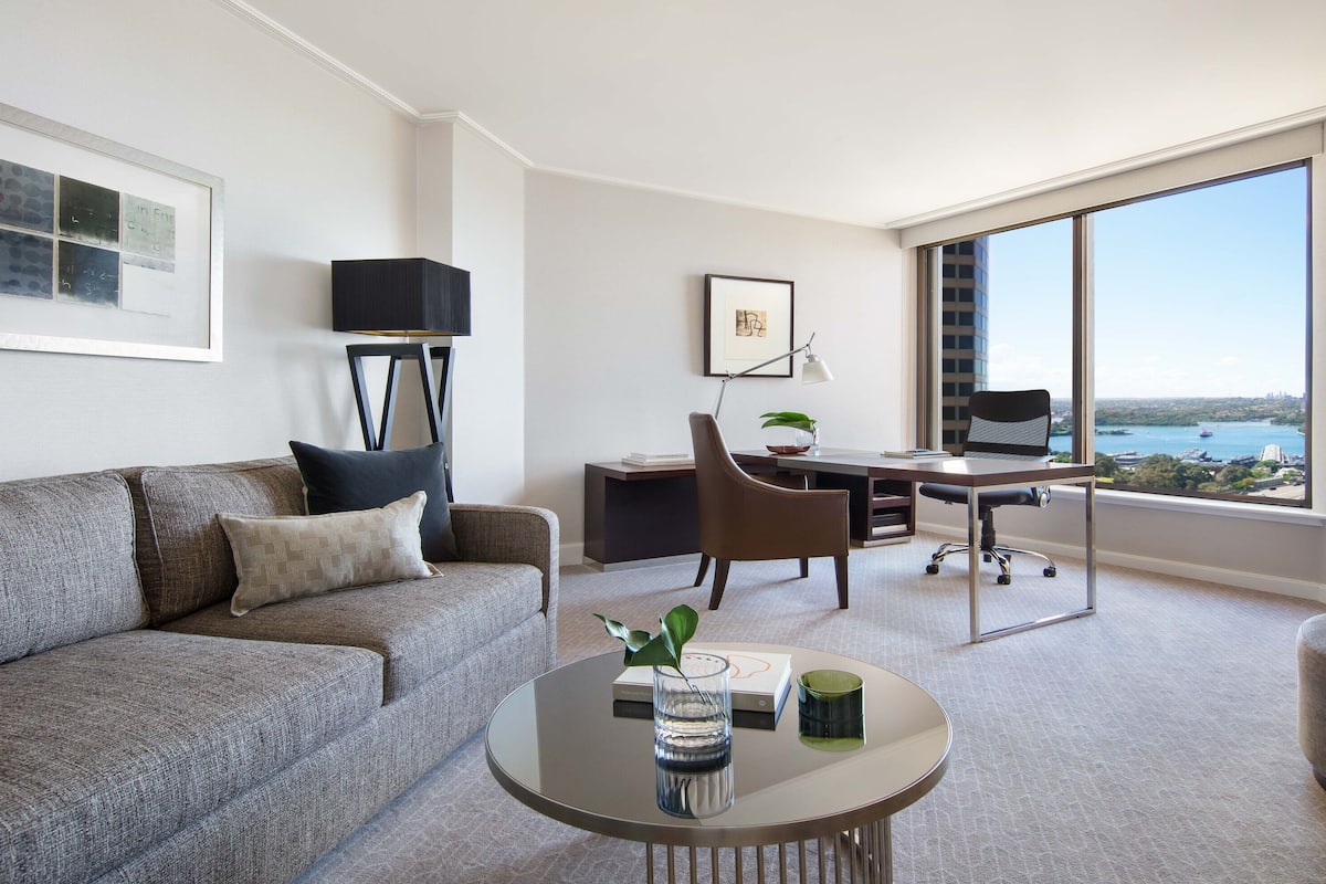 One Bedroom City Club Suite | Premium bedding, pillow-top beds, minibar, in-room safe