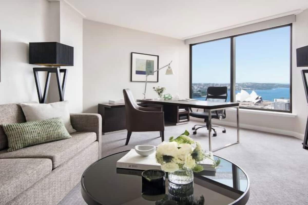 Living area | TV, DVD player, pay films
