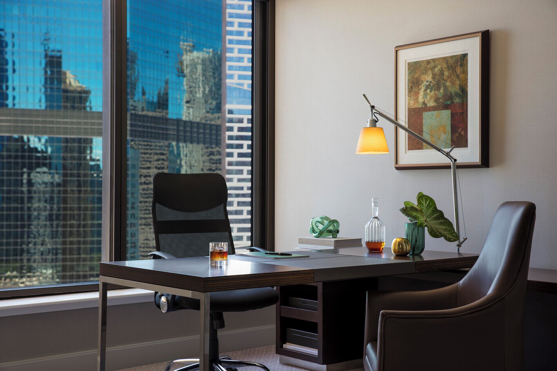 Hochwertige Bettwaren, Pillowtop-Betten, Minibar, Zimmersafe