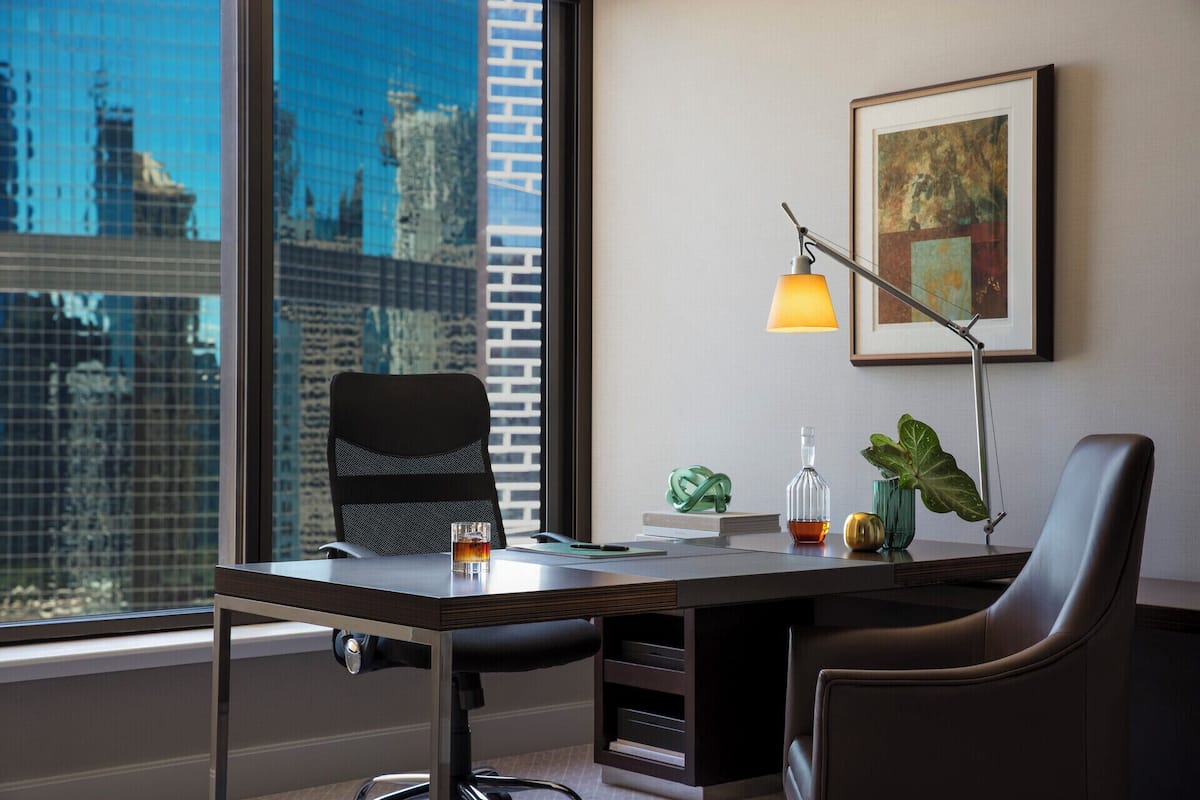 Sängtillbehör av högsta kvalitet, bäddmadrasser och minibar